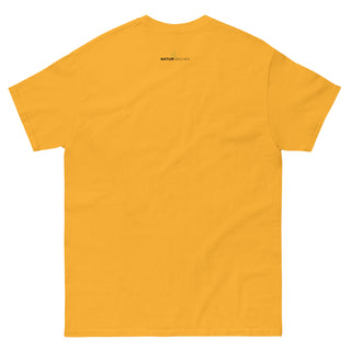 Gelbes T-Shirt mit Bensheim Skyline, Naturmacher-Logo hinten. Unisex, stilvoll und bequem.