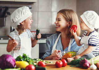 Gesunde Ernährung für Kinder: Tipps für eine ausgewogene und leckere Kinderküche