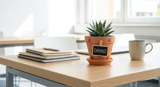 geschenk gravierter blumentopf