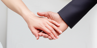 Eiserne Hochzeit Geschenk: Besondere Ideen zum 65. Jubiläum