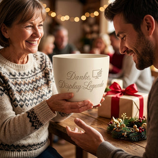 Personalisierter Blumentopf mit Gravur — Danke-Geschenk Visual Merchandiser — als persoenliche Geschenk-Uebergabe