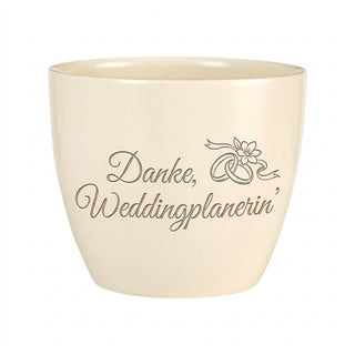 Personalisierter Blumentopf mit Gravur — Danke Geschenk Weddingplanerin — Detailansicht der Lasergravur