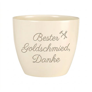 Personalisierter Blumentopf mit Gravur — Danke Geschenk für Goldschmied — Detailansicht der Lasergravur