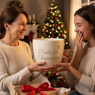 Personalisierter Blumentopf — Danke Geschenk Reiseberaterin Traumreisen — als persoenliche Geschenk-Uebergabe