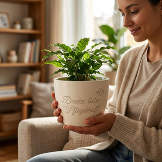 Blumentopf mit Gravur Danke Pflegekraft — Geschenk für Altenpflegerin — lifestyle