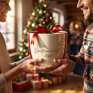Personalisierter Blumentopf — Geschenk Gastronomin Eröffnung Jubiläum — als persoenliche Geschenk-Uebergabe