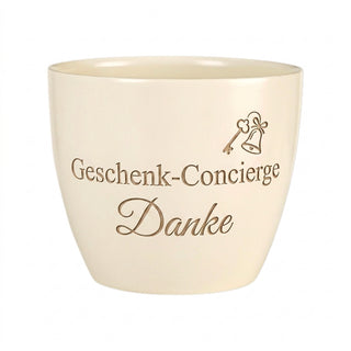 Personalisierter Blumentopf mit Gravur — Danke an deinen Geschenk-Concierge — Detailansicht der Lasergravur
