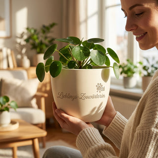 Personalisierter Blumentopf mit Gravur — Geschenk Zoowärterin Dank Abschied — im Wohnambiente