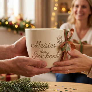 Personalisierter Blumentopf — Geschenk für Concierge Dankeschön — als persoenliche Geschenk-Uebergabe