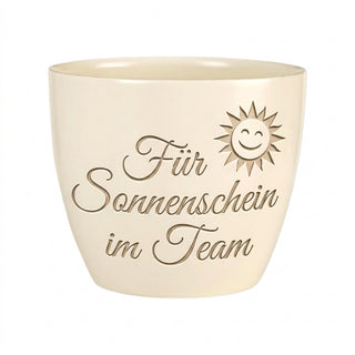 Geschenk Wetterfee mit Gravur – Für Sonnenschein im Team — Detailansicht der Lasergravur