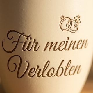 Personalisierter Blumentopf „Für meinen Verlobten“ — Geschenk zur Verlobung — Detailaufnahme