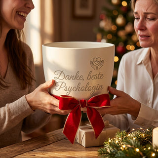 Personalisierter Blumentopf mit Gravur — Danke Geschenk für Psychologin — als persoenliche Geschenk-Uebergabe