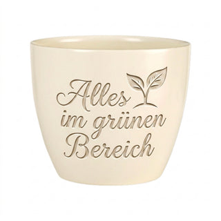 Personalisierter Blumentopf mit Gravur — Geschenk für Systemadministratoren — Detailansicht der Lasergravur