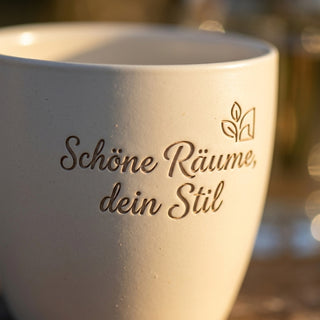 Personalisierter Blumentopf mit Gravur — Geschenk für Home Stagerin — Detailaufnahme