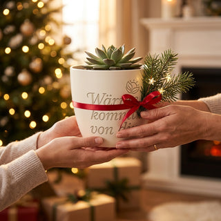 Personalisierter Blumentopf „Wärme kommt von dir“ — Geschenk SHK Heizungsbauer — als persoenliche Geschenk-Uebergabe