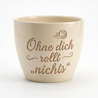 Personalisierter Blumentopf mit Gravur — Geschenk Spediteur & Logistik — Detailansicht der Lasergravur