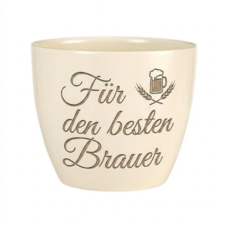 Personalisierter Blumentopf mit Gravur — Geschenk Brauer Abschied — Detailansicht der Lasergravur