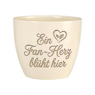 Geschenk für Fußballfans – Blumentopf mit individueller Gravur — Detailansicht der Lasergravur