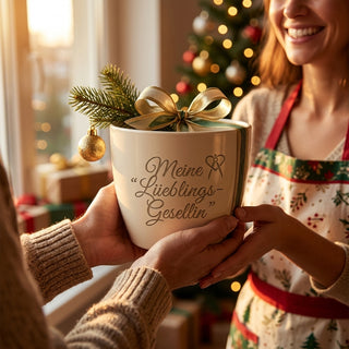 Personalisierter Blumentopf mit Gravur — Geschenk zur Gesellenprüfung Gesellin — als persoenliche Geschenk-Uebergabe