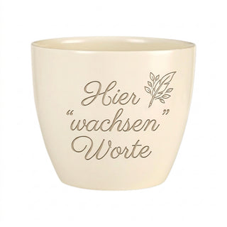 Personalisierter Blumentopf „Hier wachsen Worte“ — Geschenk Werbetexter — Detailansicht der Lasergravur