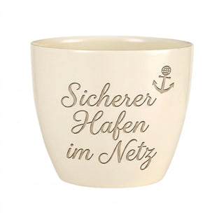Personalisierter Blumentopf mit Gravur — Geschenk für Cyber Security — Detailansicht der Lasergravur