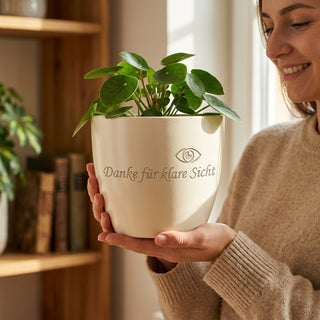 Personalisierter Blumentopf mit Gravur — Danke Geschenk Augenarzt Praxisteam — lifestyle