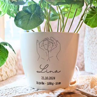 Geschenk zur Geburt -  Blumentopf graviert - Hände & Füße