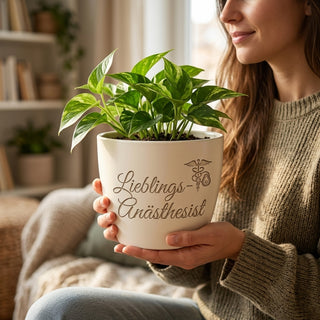 Personalisierter Blumentopf mit Gravur — Geschenk für Anästhesisten — lifestyle