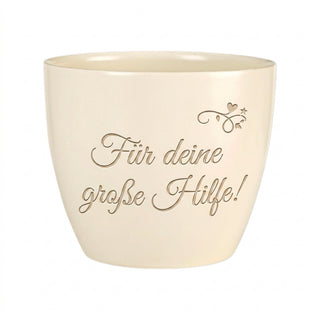 Personalisierter Blumentopf mit Gravur — Dankeschön Putzfrau Geschenk — Detailansicht der Lasergravur