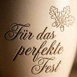 Personalisierter Blumentopf mit Gravur — Geschenk Event Manager Dankeschön — Detailaufnahme