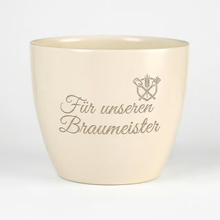 Persönliches Geschenk für Bierbrauer – Gravur: Für unseren Braumeister — Detailansicht der Lasergravur