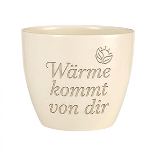 Personalisierter Blumentopf „Wärme kommt von dir“ — Geschenk SHK Heizungsbauer — Detailansicht der Lasergravur