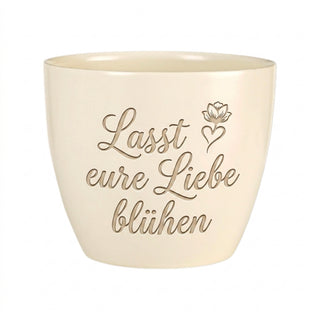 Personalisierter Blumentopf mit Gravur — Hochzeitsgeschenk für Brautpaar — Detailansicht der Lasergravur