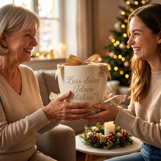 Geschenk für Entwicklerinnen – Gravur: Lass deine Ideen blühen! — als persoenliche Geschenk-Uebergabe