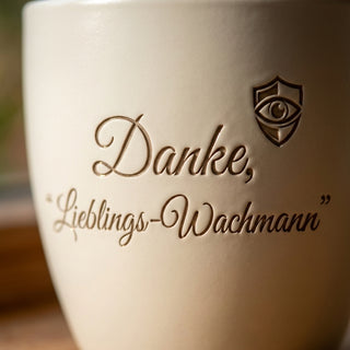 Personalisierter Blumentopf — Danke Geschenk Wachmann Abschied & Ruhestand — Detailaufnahme