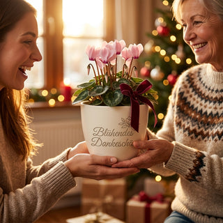 Personalisierter Blumentopf mit Gravur — Geschenk Bienenzüchter Dankeschön — als persoenliche Geschenk-Uebergabe