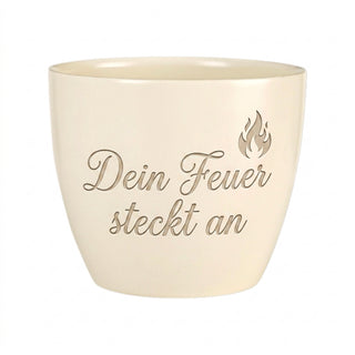 Personalisierter Blumentopf — Geschenk Schmied "Dein Feuer steckt an" — Detailansicht der Lasergravur
