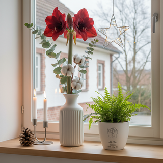 Geschenk zur Geburt Baby -  Blumentopf graviert mit Geburtsdaten