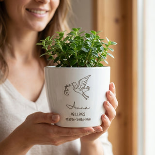 Personalisierter Hochglanz-Blumentopf – Babygeschenk mit Name & Geburtsdaten