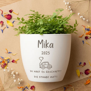 Abschlussgeschenk - Blumentopf graviert - Die Straße ruft