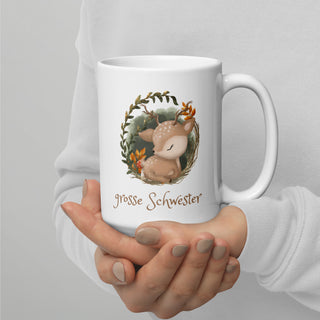 Weiße, glänzende Tasse - grosse Schwester