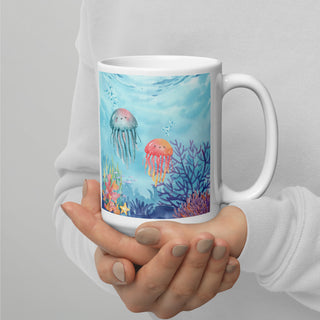 Weiße, glänzende Tasse - Unterwasserwelt