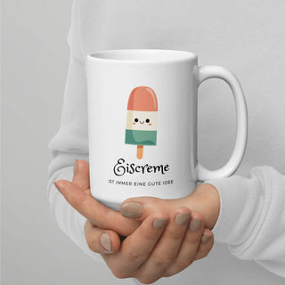 Weiße, glänzende Tasse - Eiscreme ist immer eine gute Idee